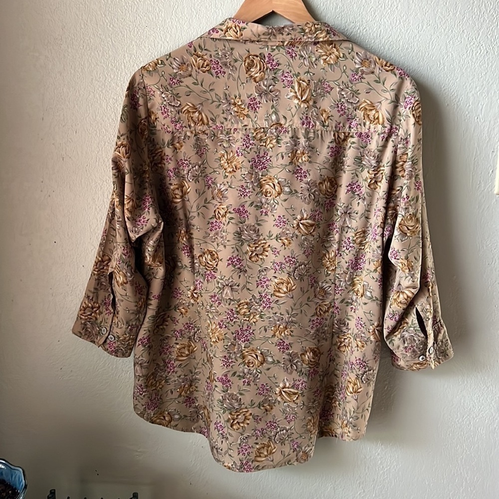 Vintage Floral Button Down Blouse - Picture 3 of 5